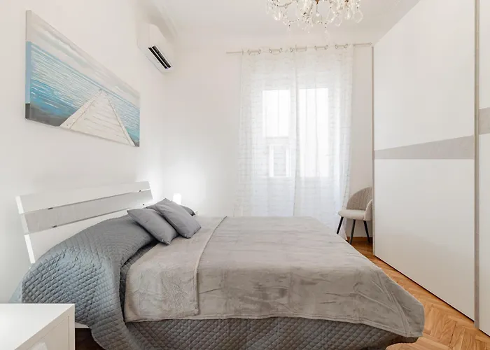 H11 Route 66 Mare - Spiagge * San Remo